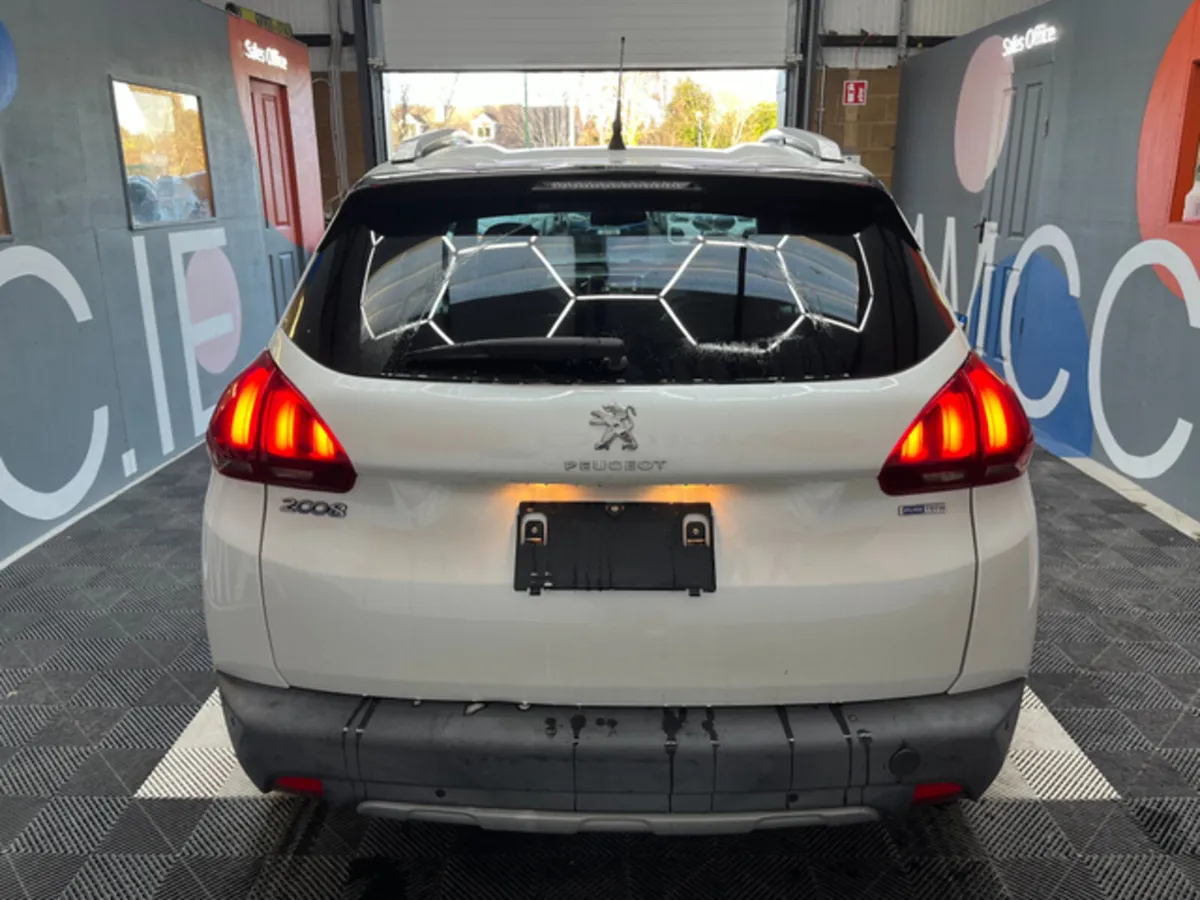 Peugeot 2008 €12950! 2017 PEUGEOT 2008 1.2 AUTOMAT - Image 3