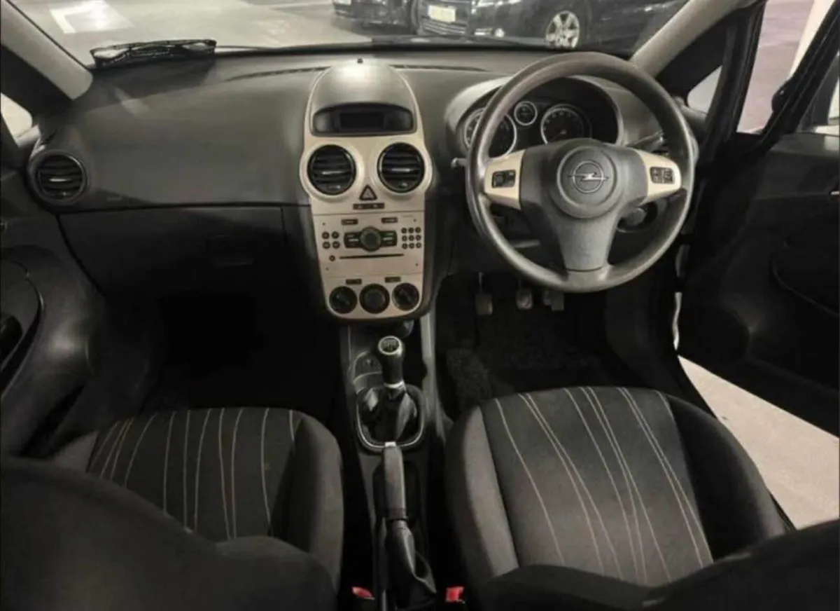 Opel corsa with nct open to sensible offers - Image 2