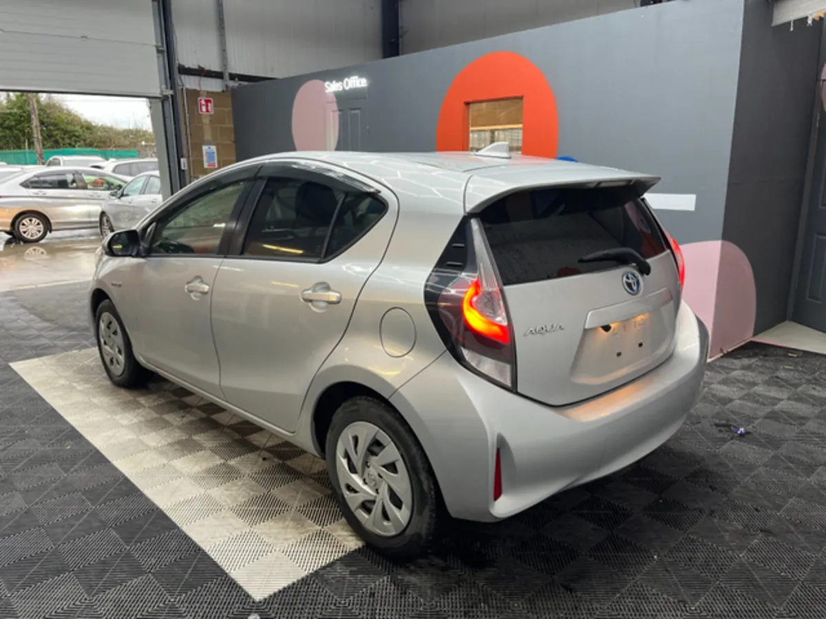 Toyota Aqua €13950 2020 TOYOTA AQUA S 1.5 AUTOMATI - Image 4