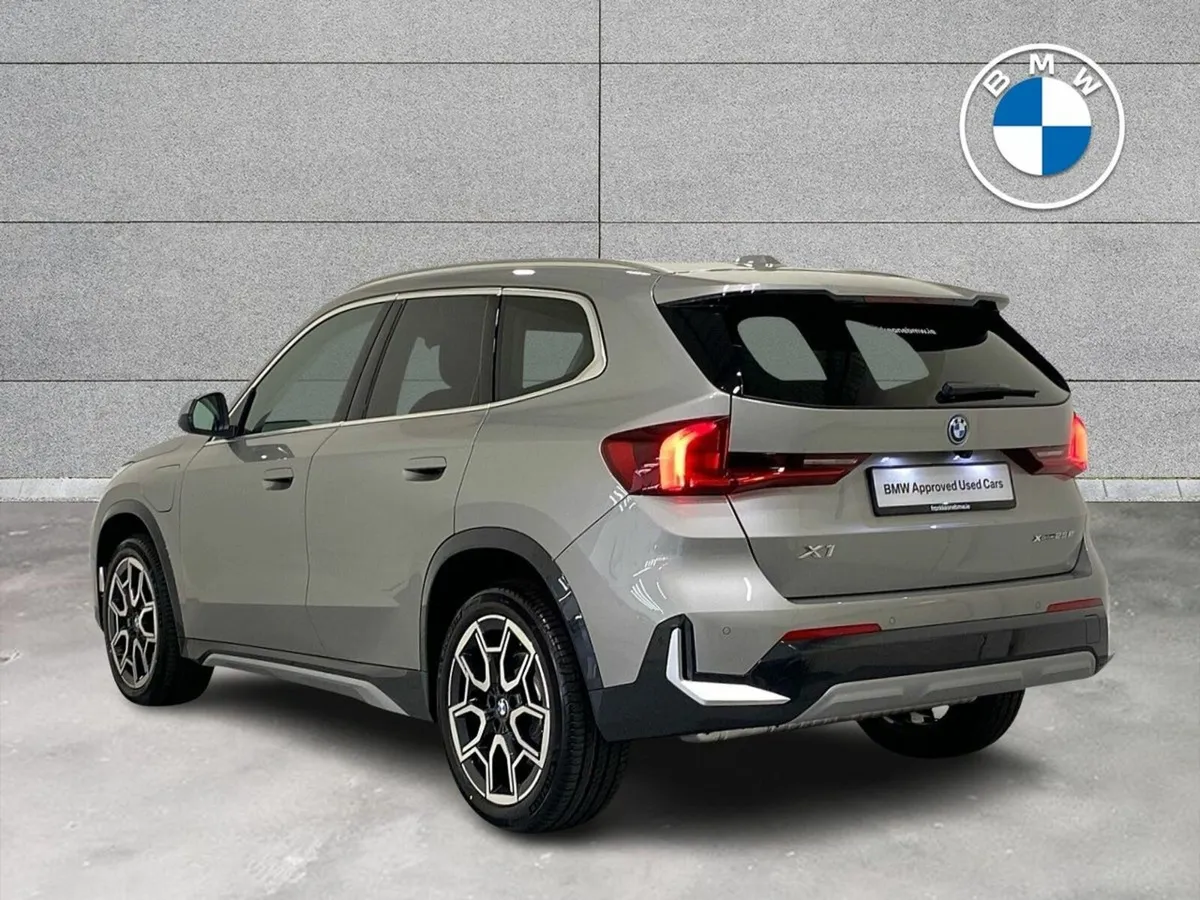 BMW X1 xDrive25e xLine - Image 3