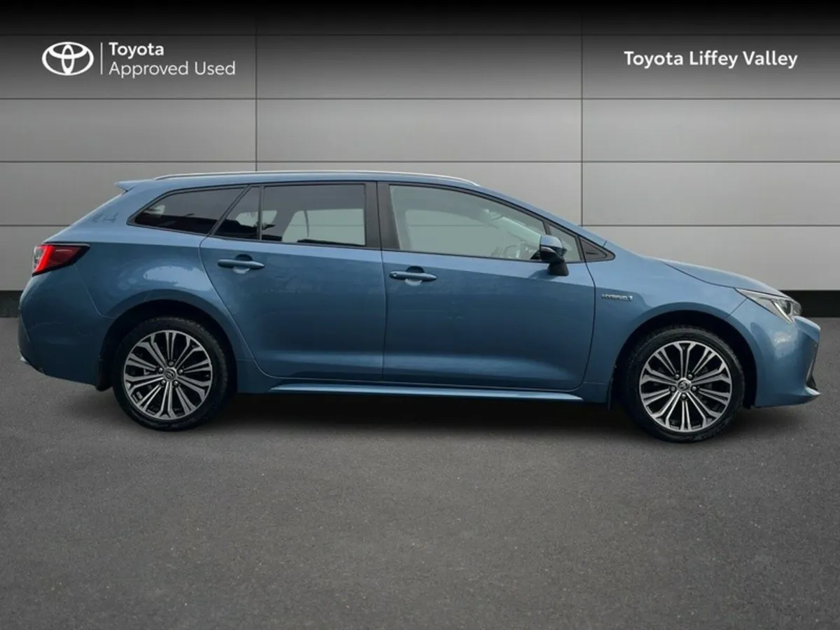 Toyota Corolla HYBRID SOL TOURING SPORT - Image 3