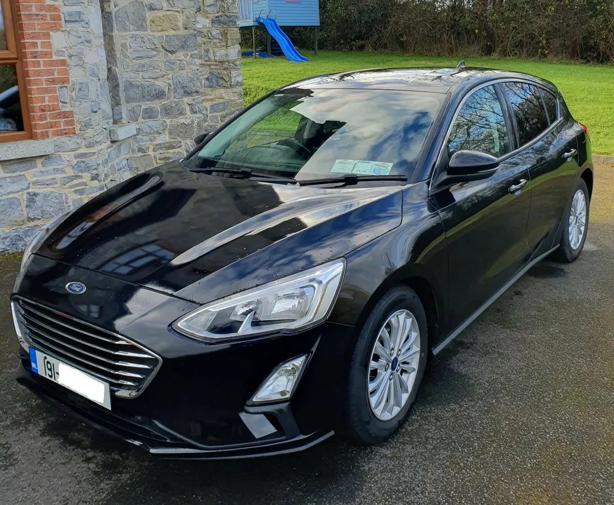 Ford Focus 2019 1.5 TDCI TITANIUM 120PS LOW MILAGE - Image 2