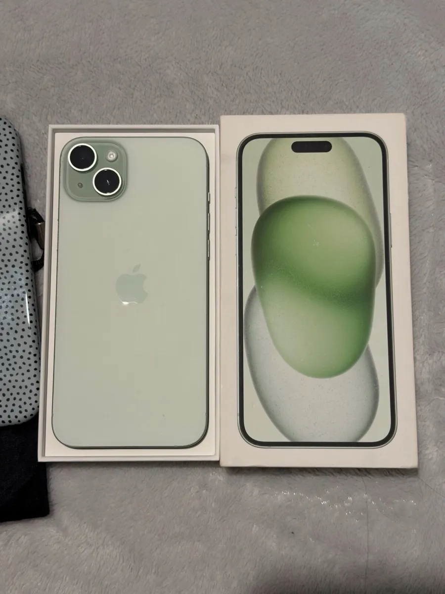 iPhone 15 Plus - Image 1