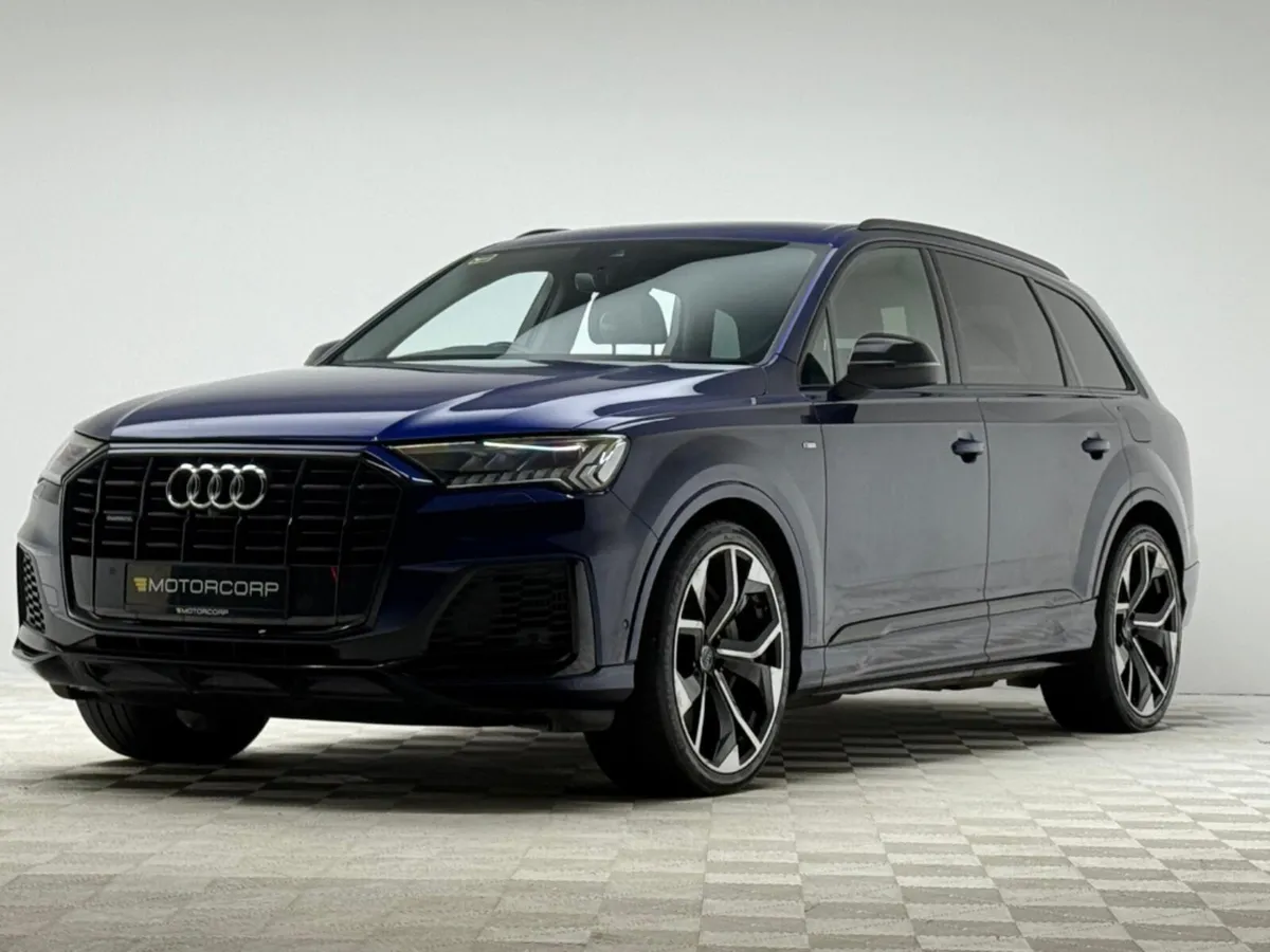 Audi Q7 S LINE 55 TFSI E QUATTRO - Image 3