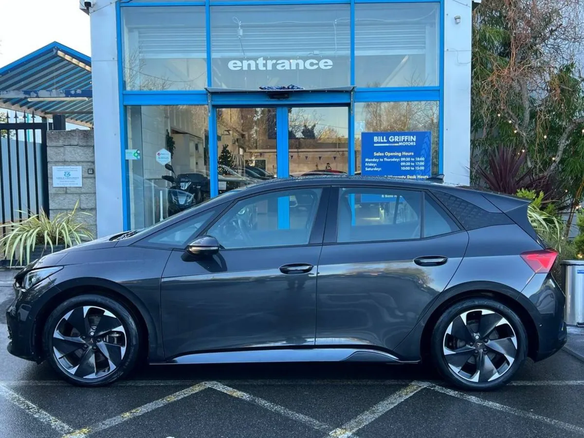 Cupra Born 58KWH ** AS NEW CAR ** // VERY LOW MILE - Image 3