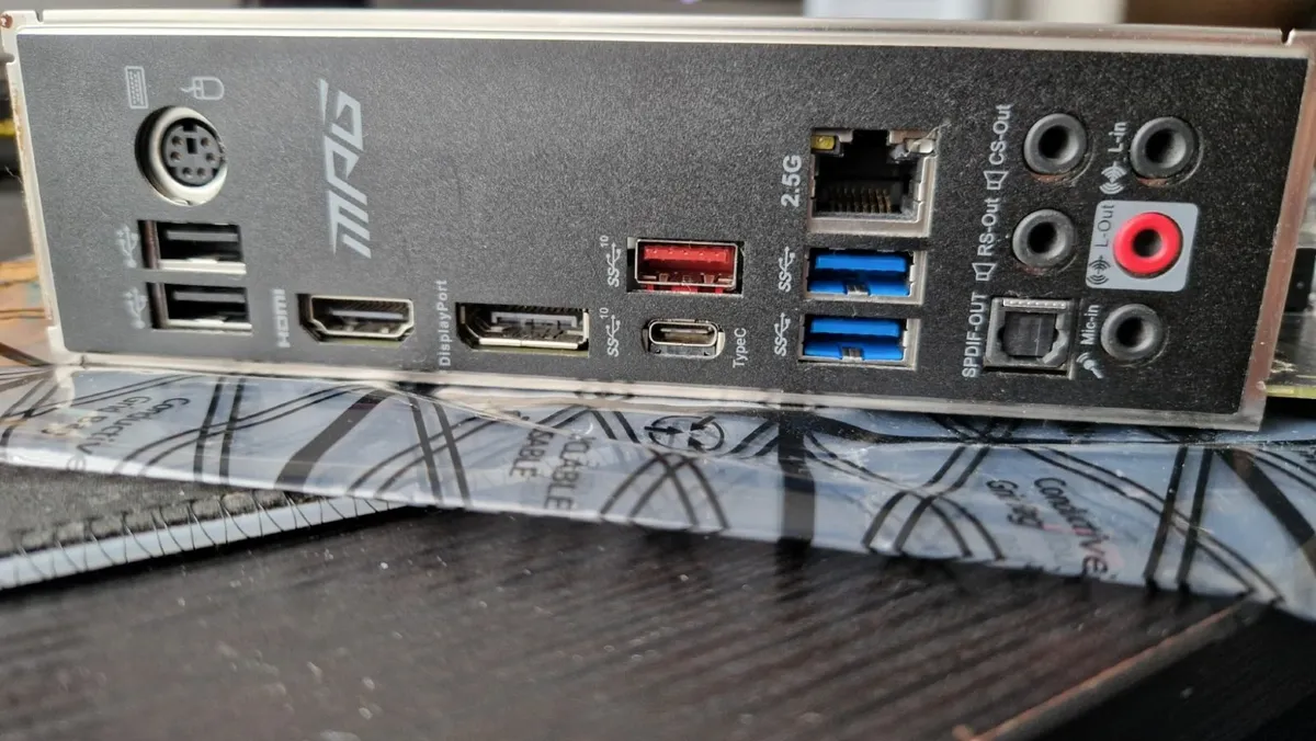 Intel i5-10600k CPU with Motherboard - Image 4