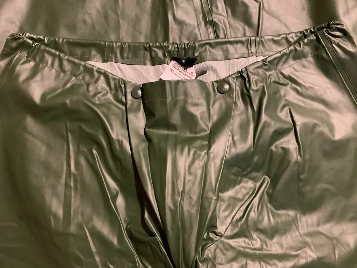Swedish Army Waterproof Rain Trousers - Olive - Image 4