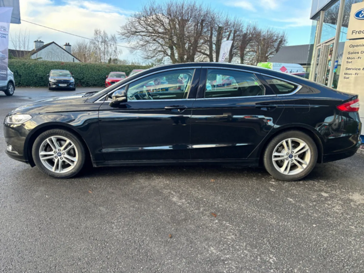Ford Mondeo 5DR 1.5 TDCI 120PS 4DR - Image 4