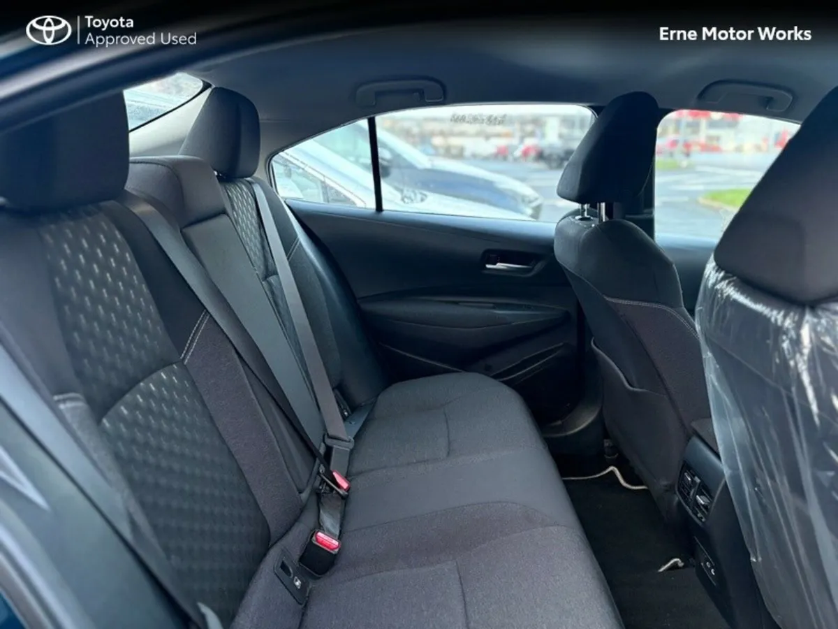 Toyota Corolla COROLLA LUNA SALOON - Image 4