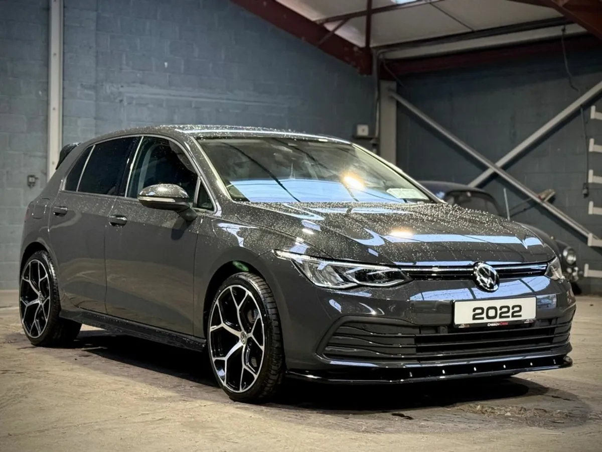 Volkswagen Golf LIFE KITTED TDI // 12 MONTH WARRAN - Image 2