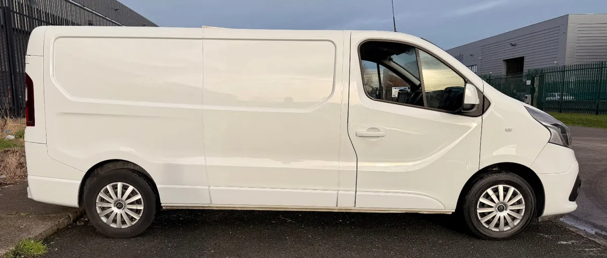 2021 Renault Trafic 2.0 Litre High Spec - Image 3