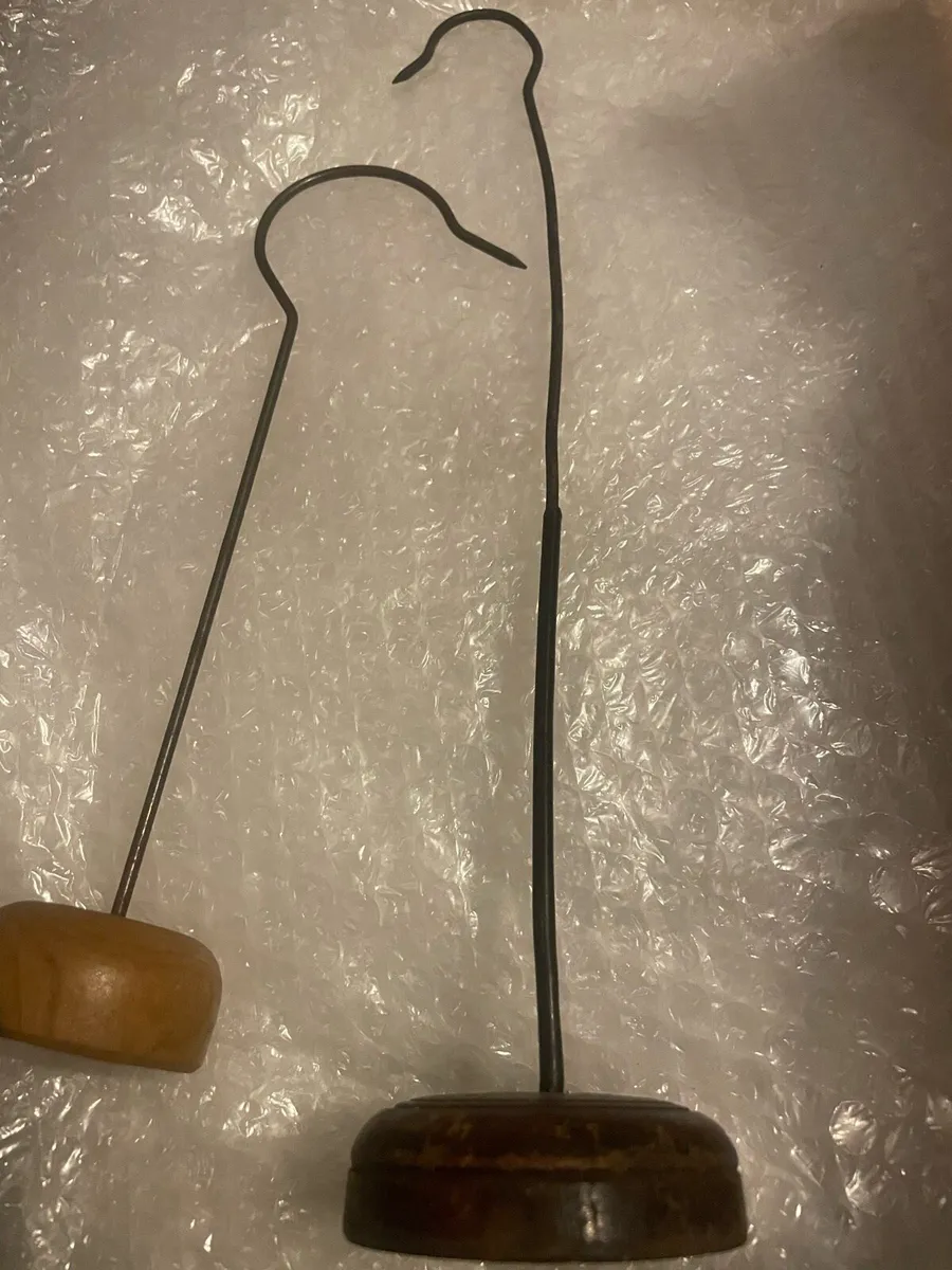 Old style paper holders - Image 1