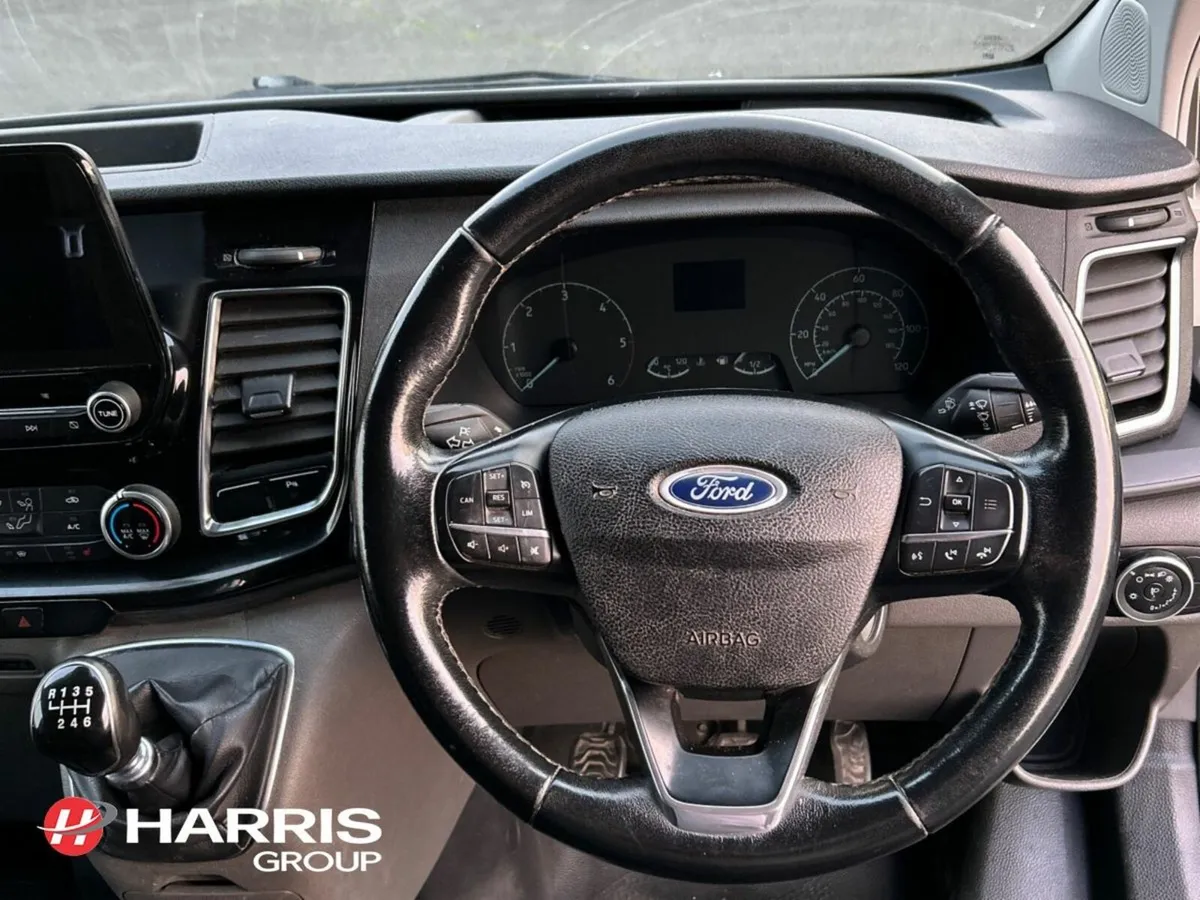 Ford Transit Custom TRANSIT CUSTOM 300 LIMITED 5DR - Image 4