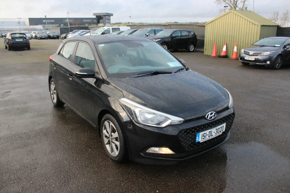 Hyundai i20 1.2 SE (Deluxe) - Image 1