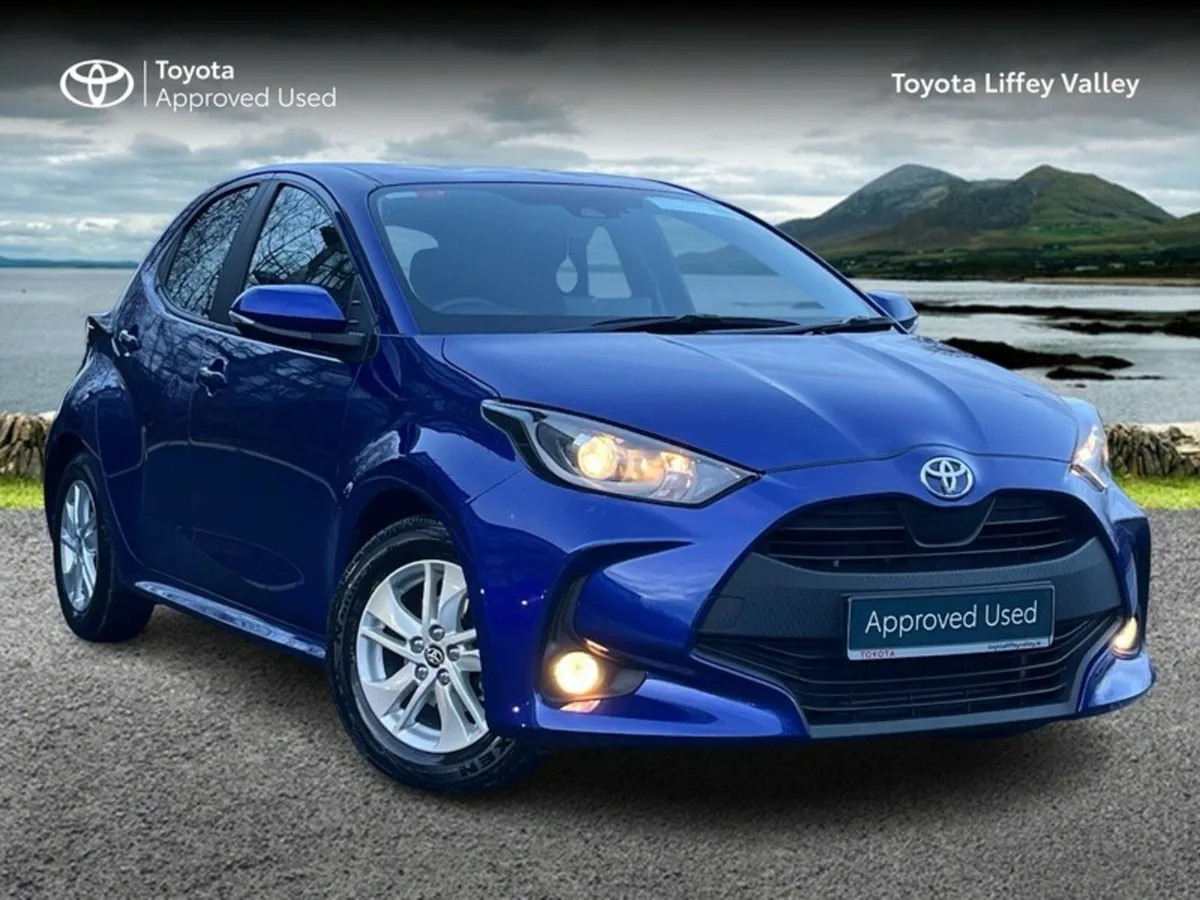 Toyota Yaris 1.0 LUNA 4DR - Image 1