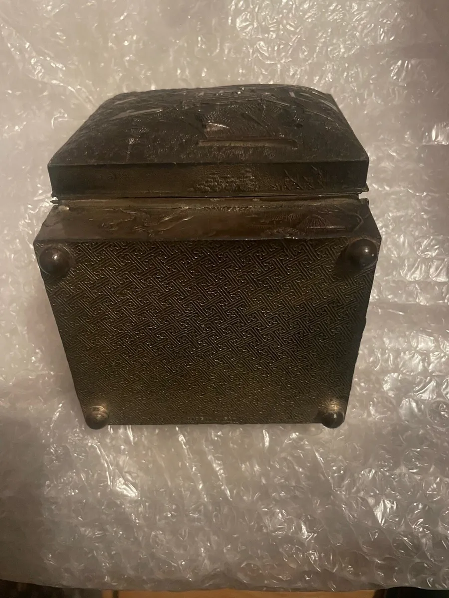 Silver plated cigarette box - Image 4