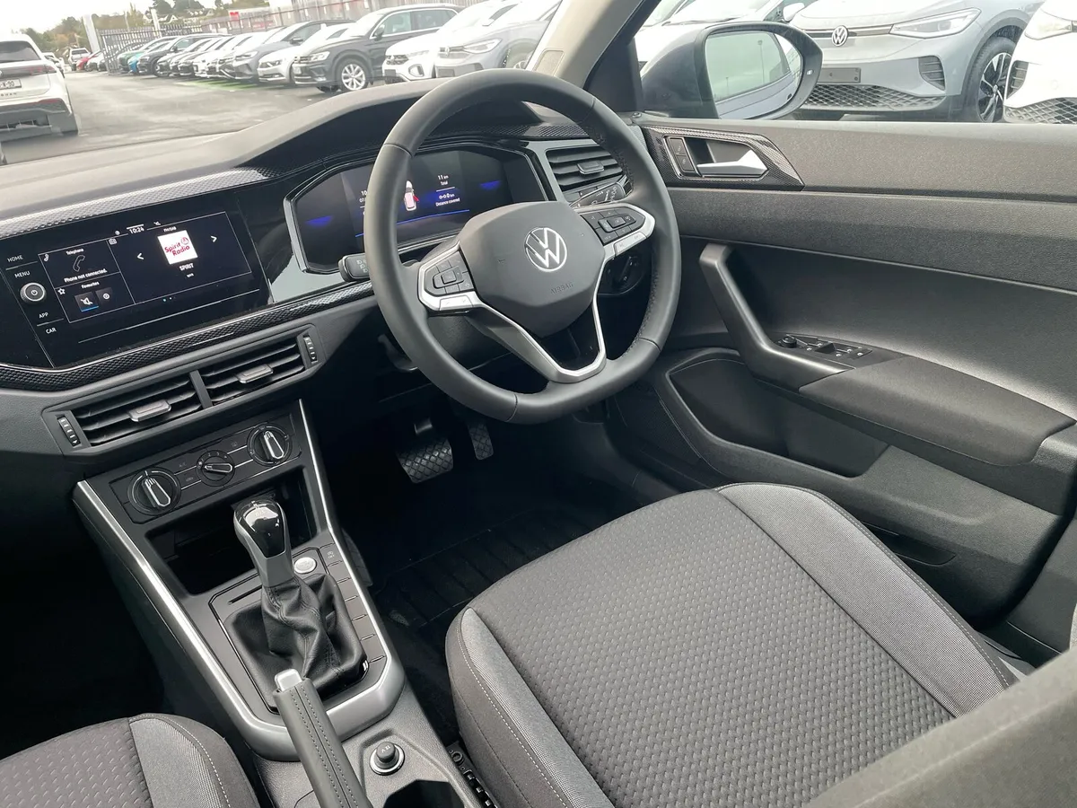 Volkswagen Taigo ED75 1.0 TSI DSG - Image 2