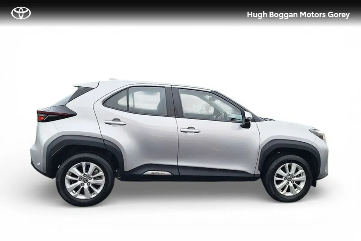 Toyota Yaris Cross LUNA 4DR AUTO - Image 3