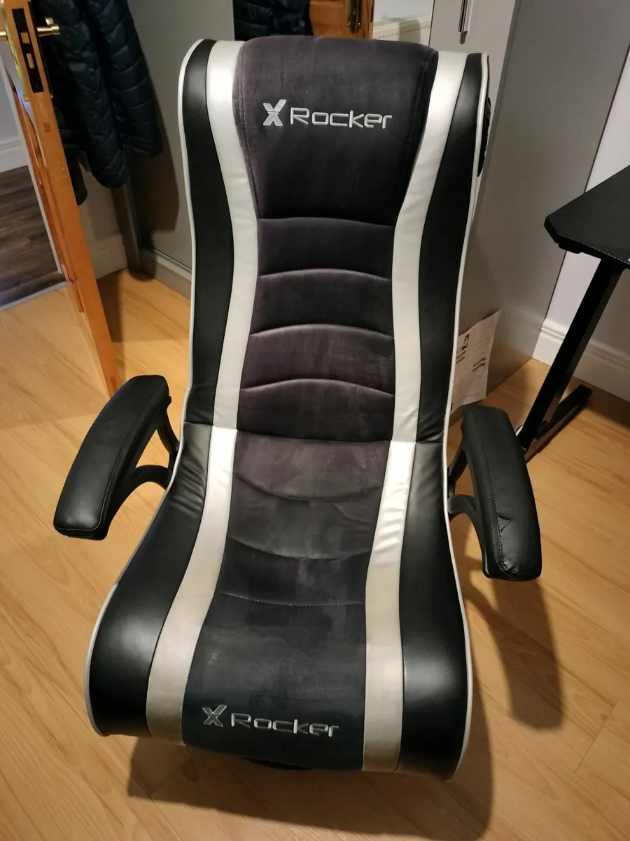 Gaming chair - Image 1