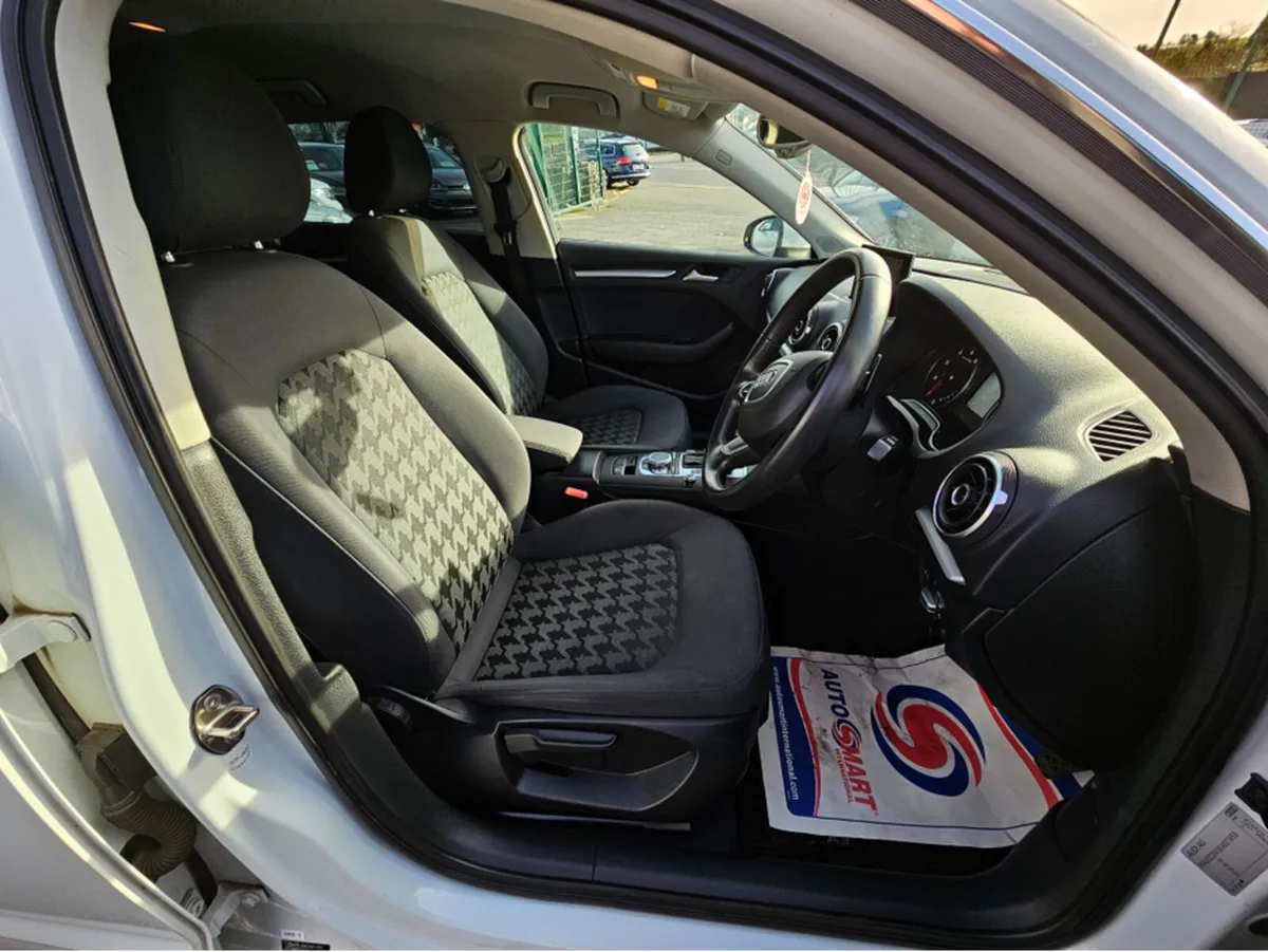 Audi A3 ( 162 REG 1.4 TFSI PRIVACY GLASS REVERSING - Image 3