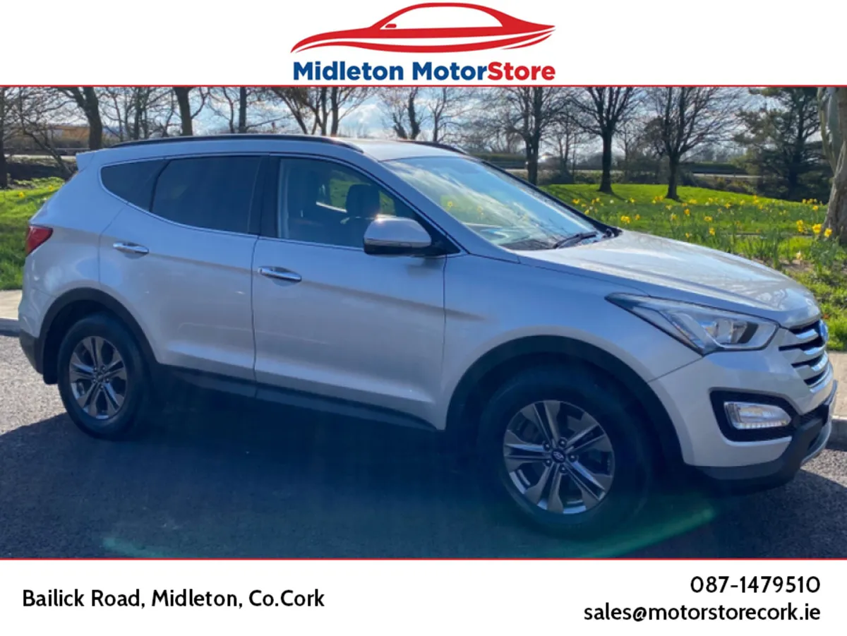 Hyundai Santa Fe 2WD COMFORT 7 Seater - Image 2