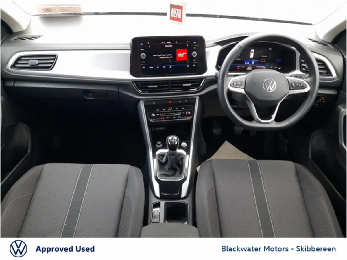 Volkswagen T-Roc 2.0TDI 116BHP EDITION 75 WITH REA - Image 3
