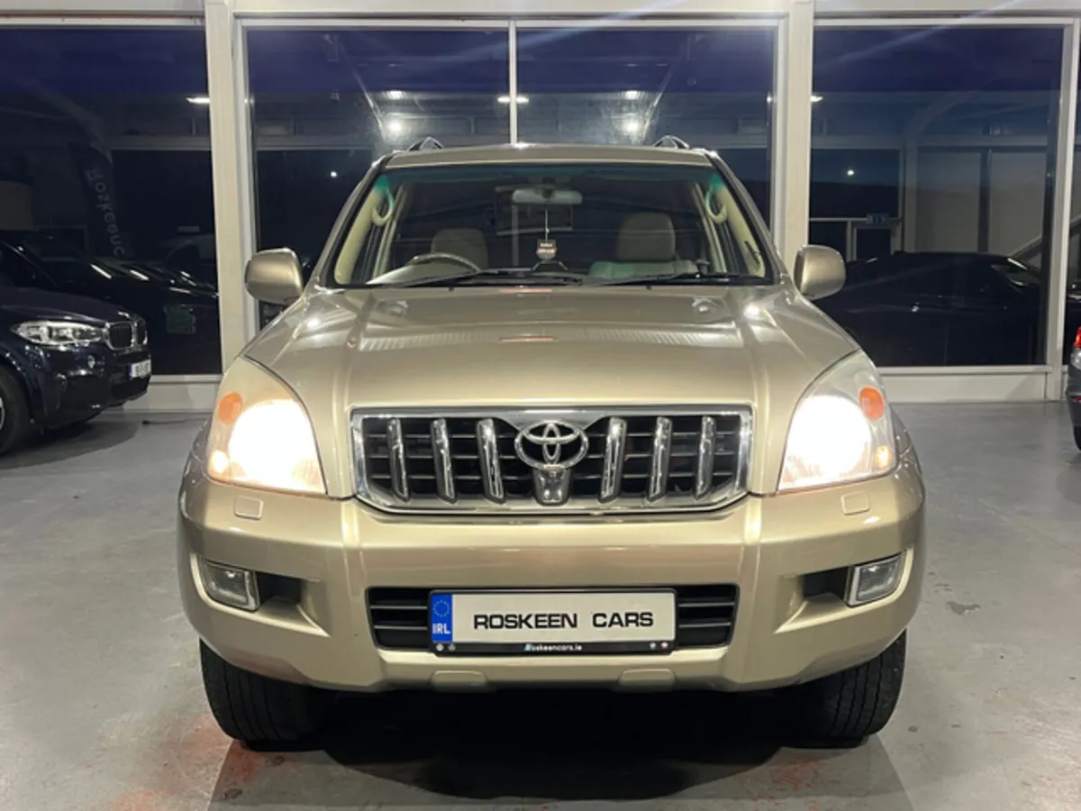 Toyota Land Cruiser 3.0 D-4D LC5 5DR Manual - Image 2