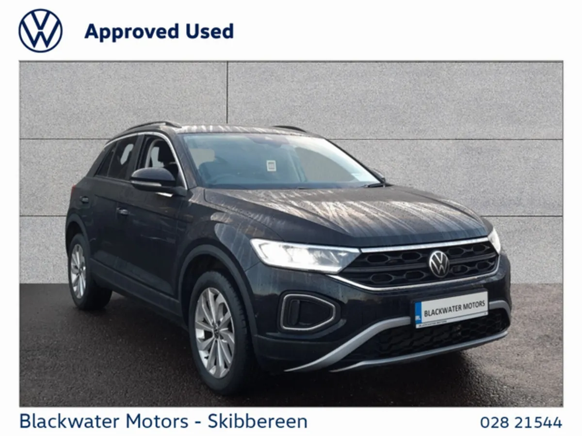 Volkswagen T-Roc 2.0TDI 116BHP EDITION 75 WITH REA - Image 1