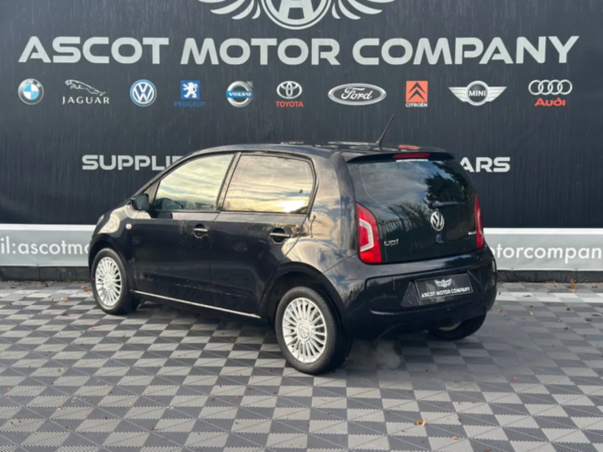 Volkswagen up! Auto - Image 3