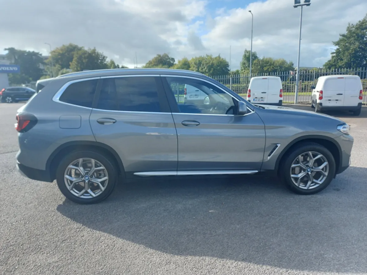 BMW X3 XDRIVE30E X3XN 4DR AUTO XLINE - Image 4