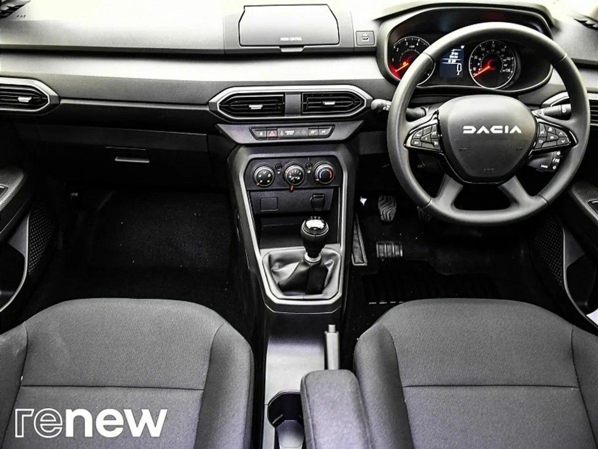 Dacia Sandero Essential TCe 90 - Image 2