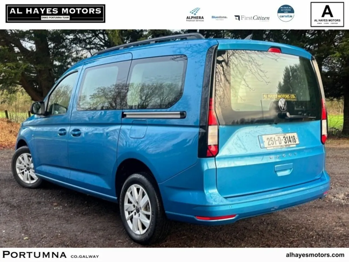 Volkswagen Caddy Maxi Life AUTOMATIC 7 SEATER 2.0T - Image 3