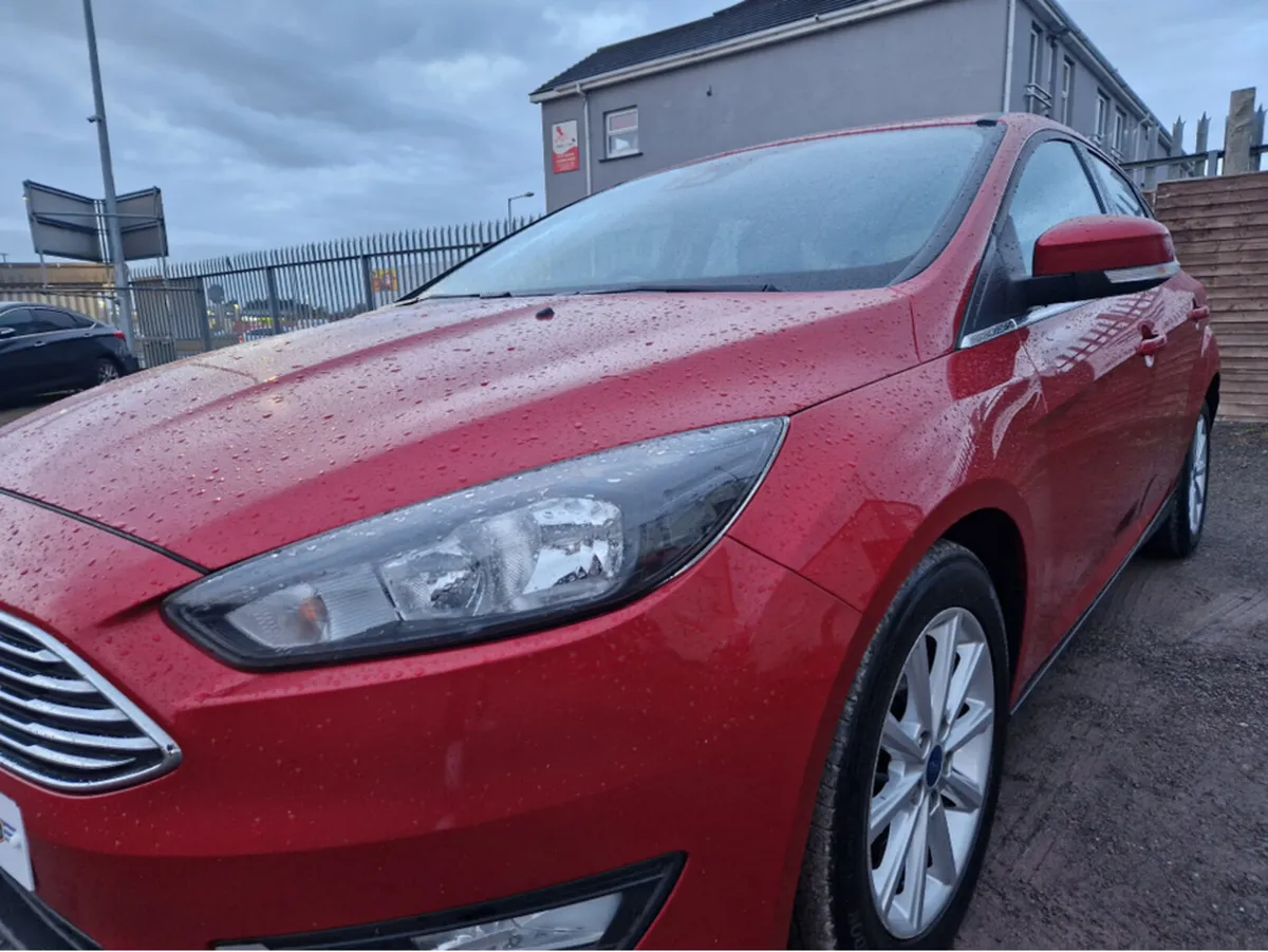 Ford Focus 1.5 TDCI TITANIUM S/S 12 120PS 5DR - Image 4