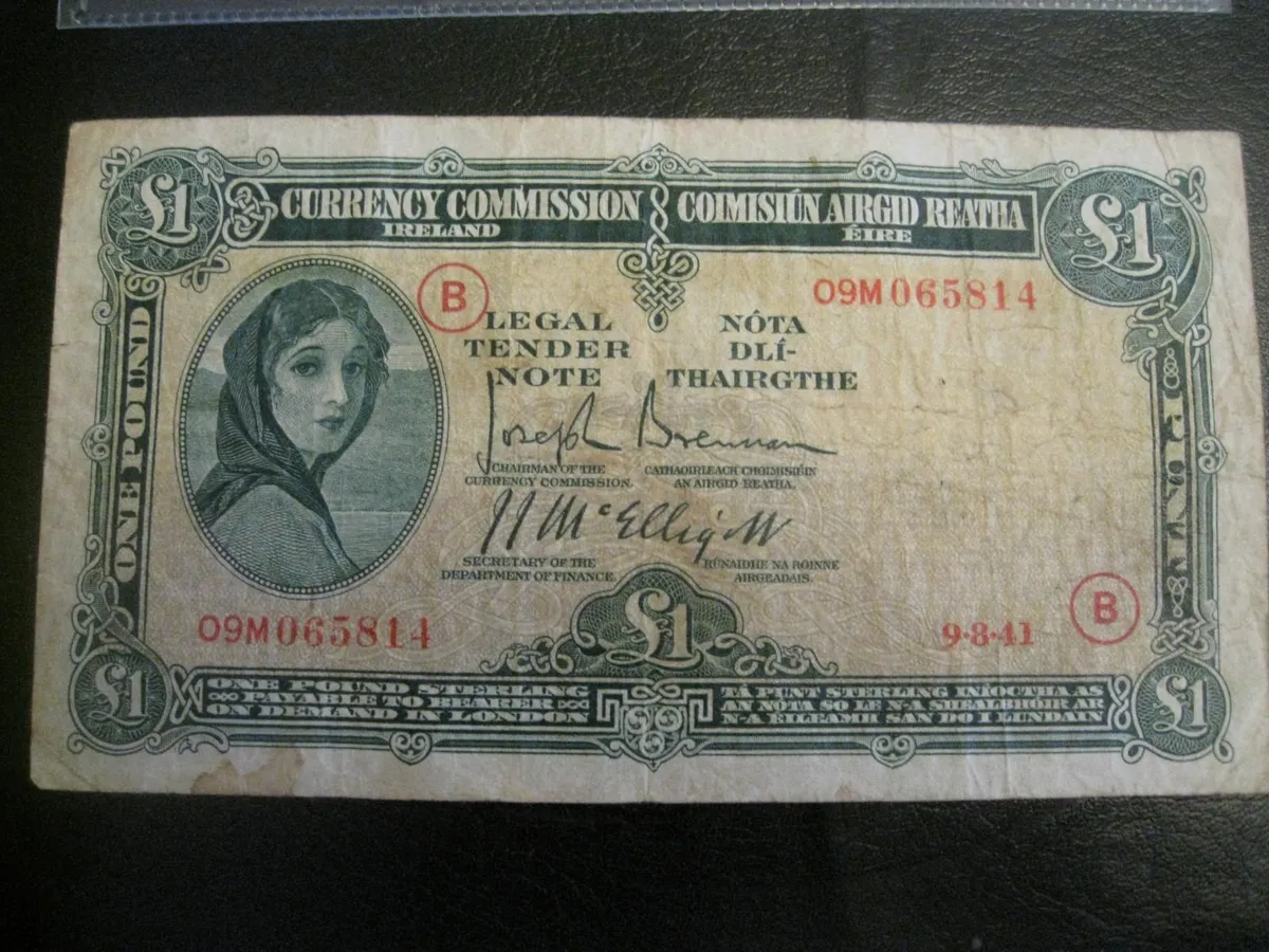 Lady Lavery 1 Pound War Code B - Various Prices - Image 1