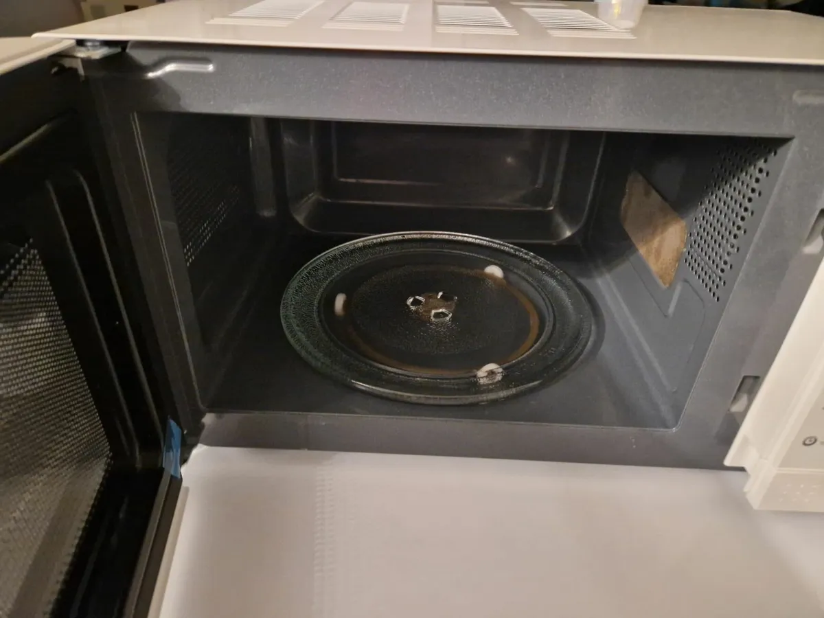 Dimplex microwave - Image 3