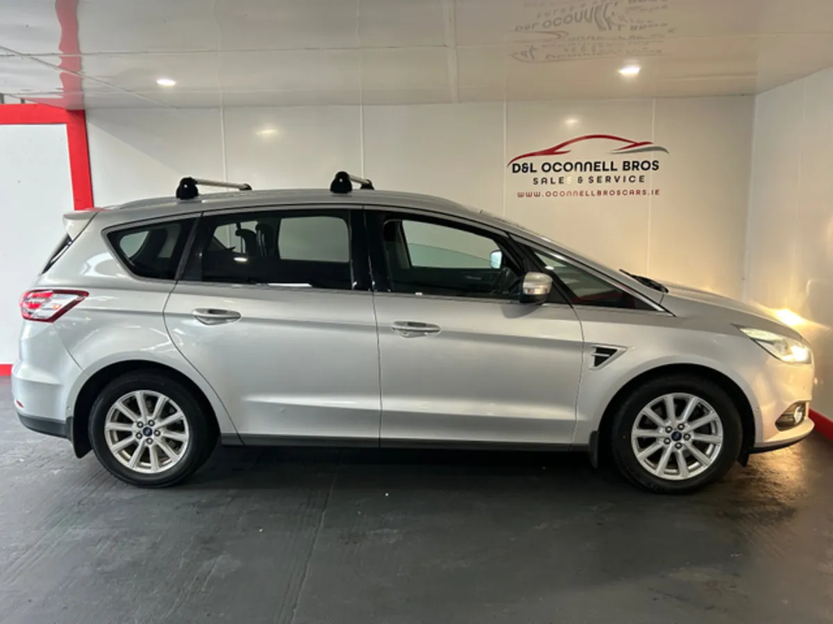Ford S-Max TITANIUM 2.0 TD 150PS 6SPEED - Image 4