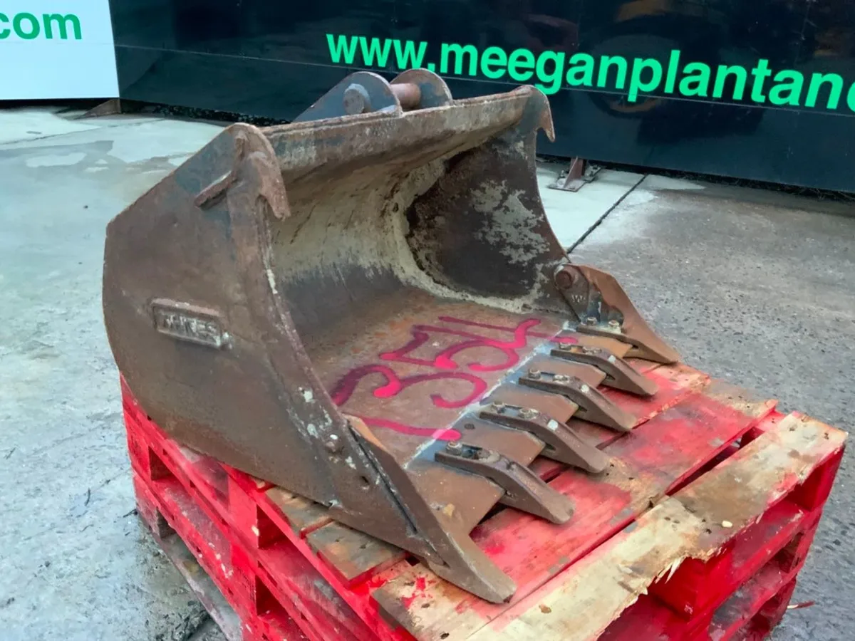 36" DIGGING BUCKET.........45mm  PINS....1354. - Image 4