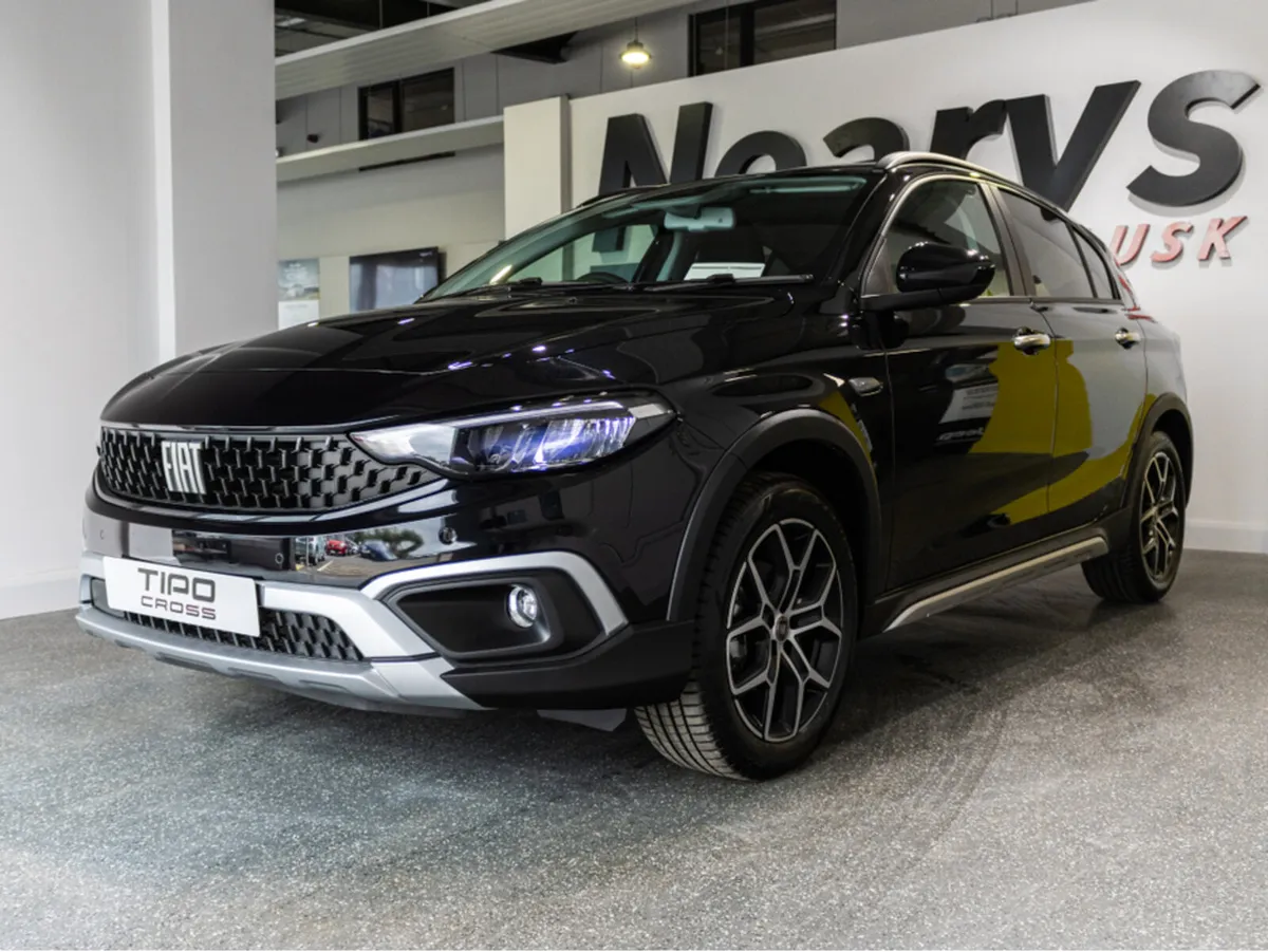 Fiat Tipo CROSS 1.5 MHEV 130HP - Image 3