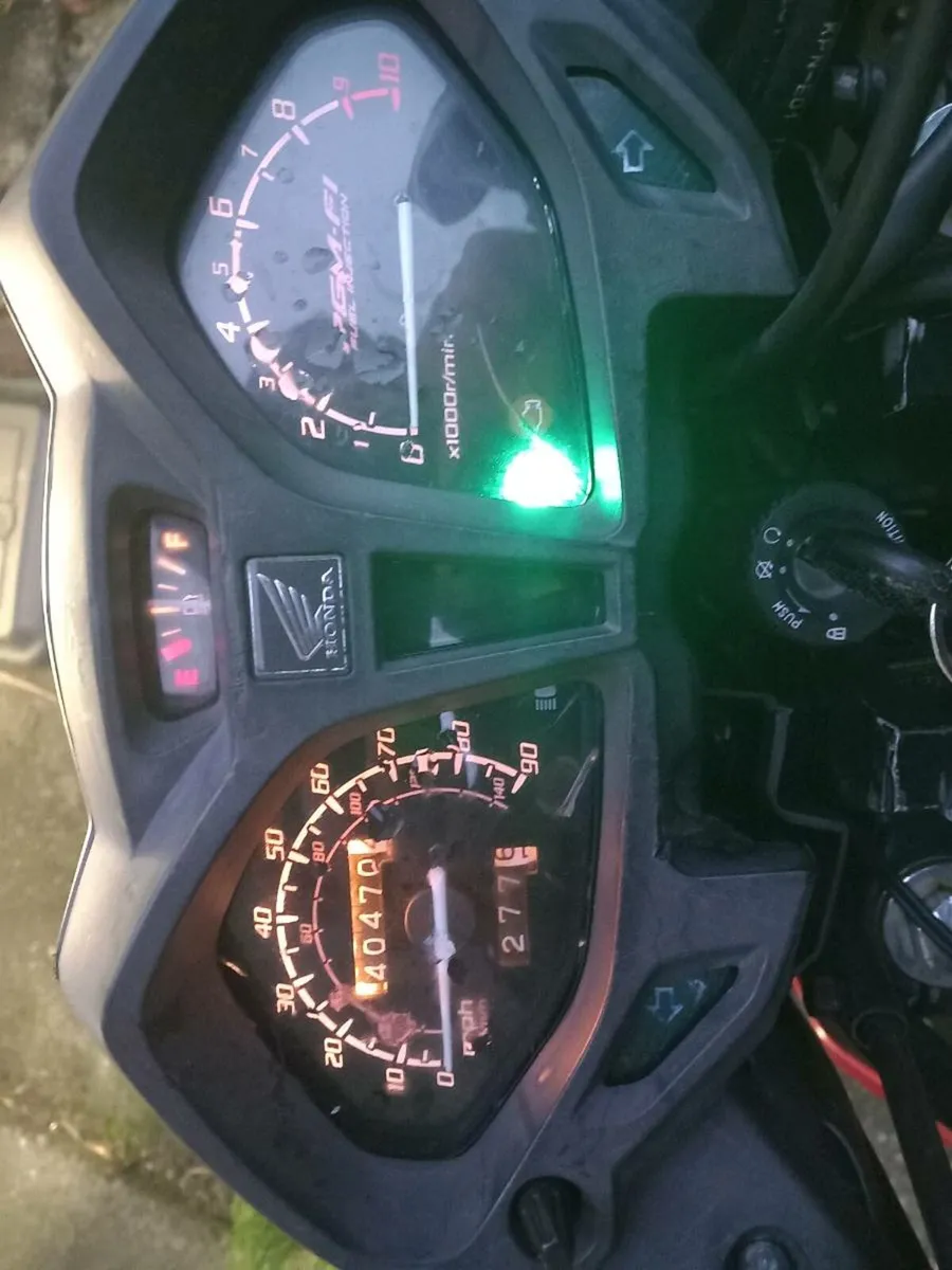 Honda CB125F - Image 2