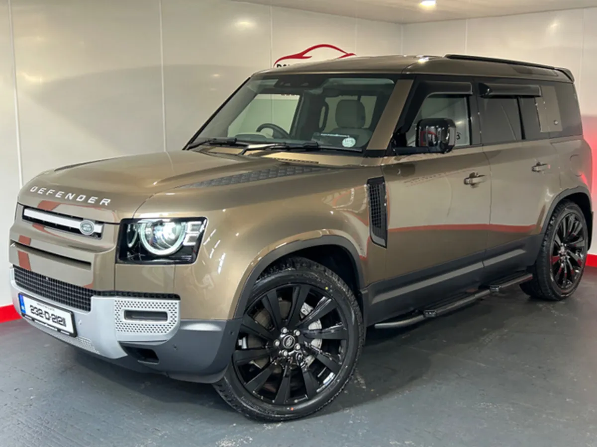 Land Rover Defender 110 2.0 P400 SE ONE OWNER FSH - Image 4