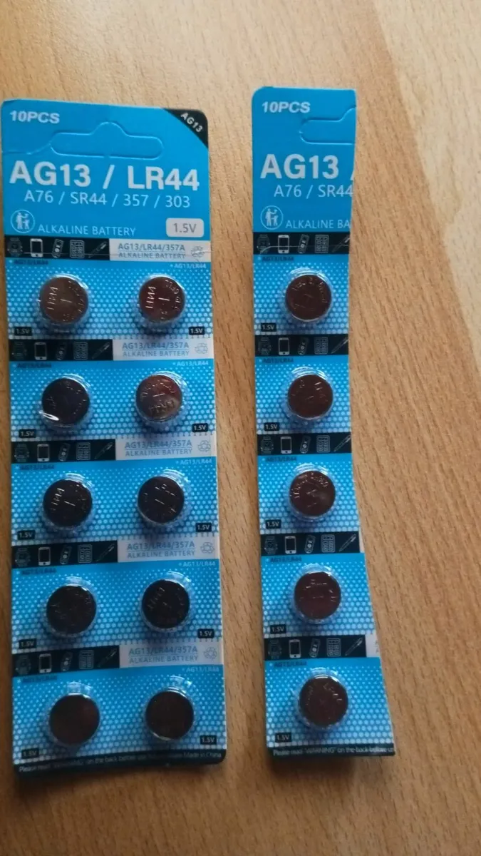 Set of 1.55v watch Batteries - Image 1