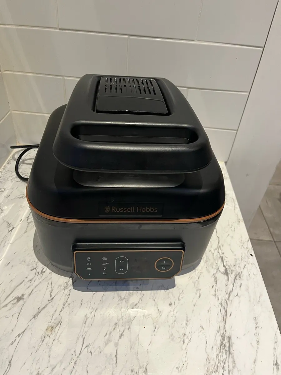 Russel Hobbs Satisfry & Multicooker - Image 1