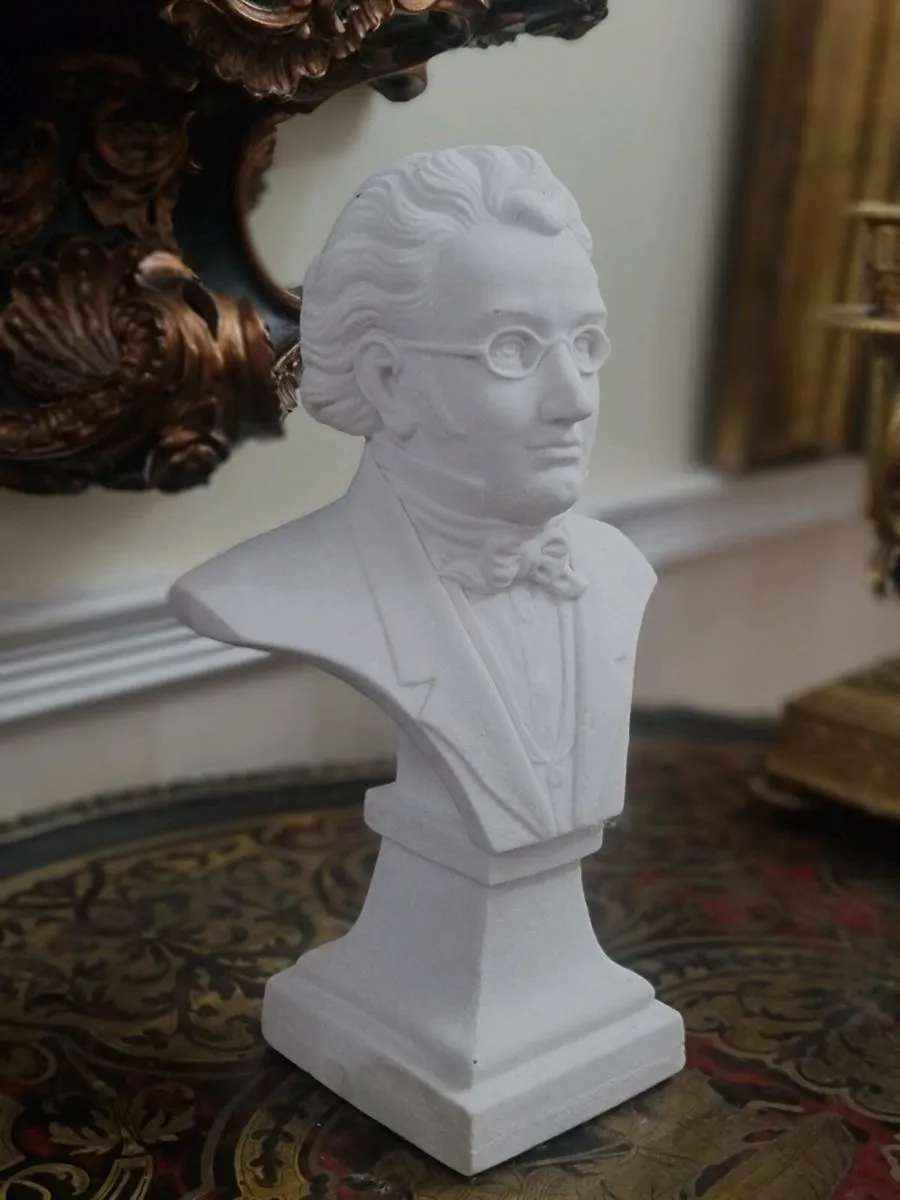 Franz shubert Alabaster bust POSTAGE AVAILABLE - Image 3