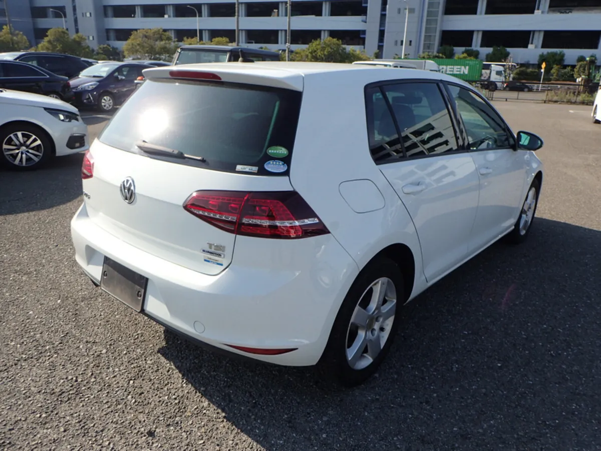 Volkswagen Golf 1.2 TSI HIGHLINE PRO PETROL AUTOMA - Image 3