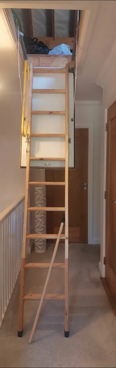 Attic stairs - Image 1