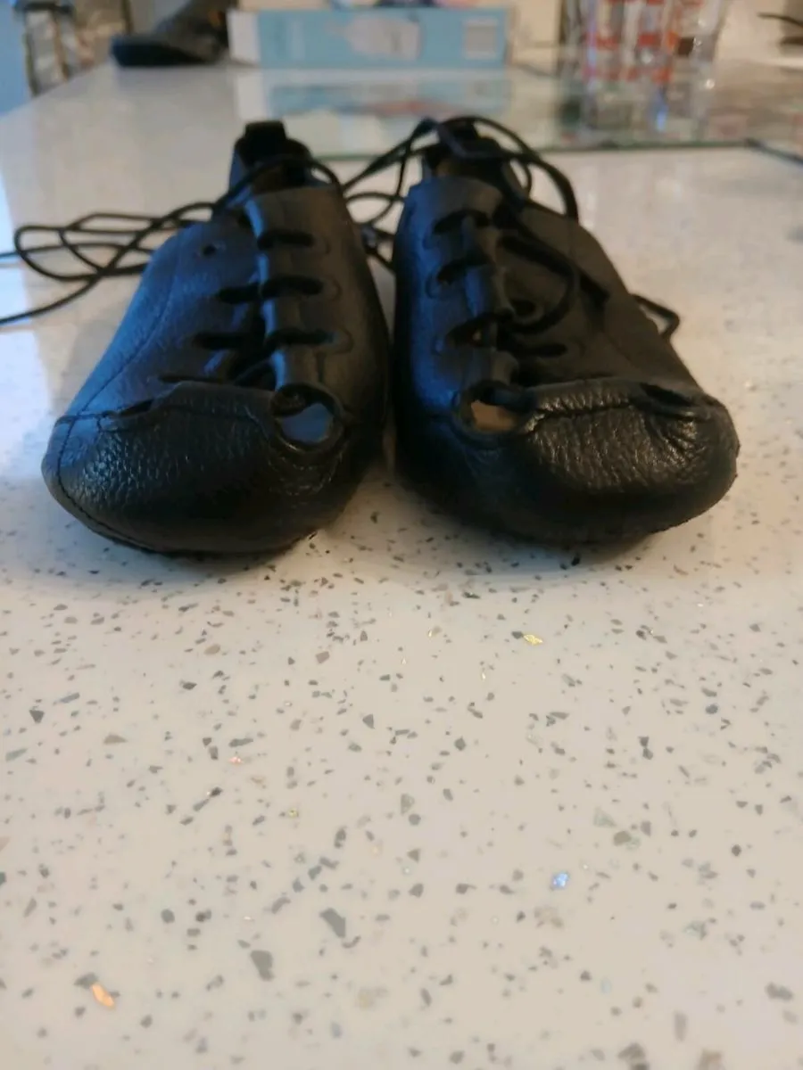 Irish dancing shoes - Image 1