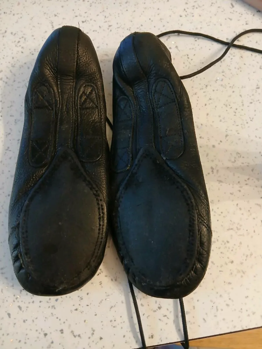 Irish dancing shoes - Image 2
