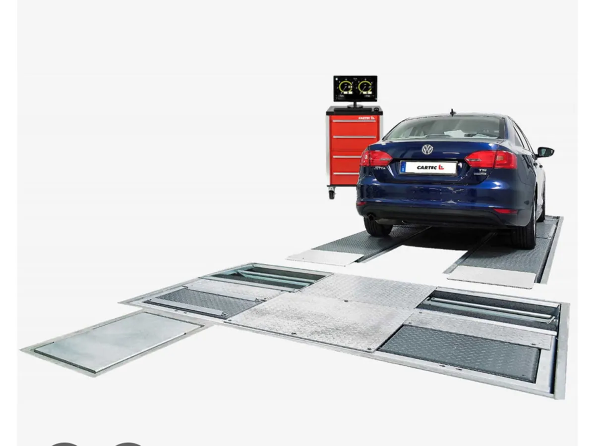 BMW 5-Series Full Test Lane, Rolling Road - Image 1