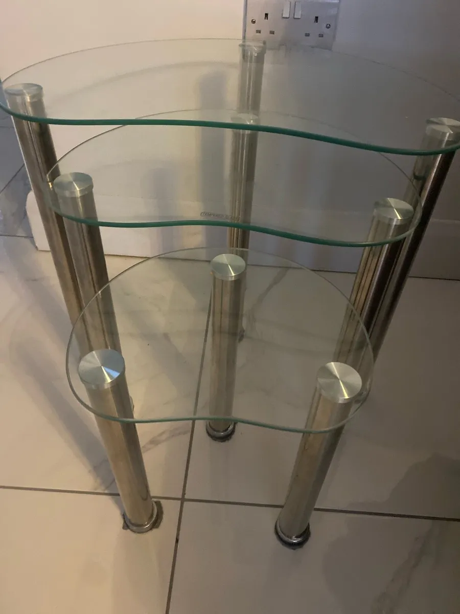 Nest of tables - Image 1