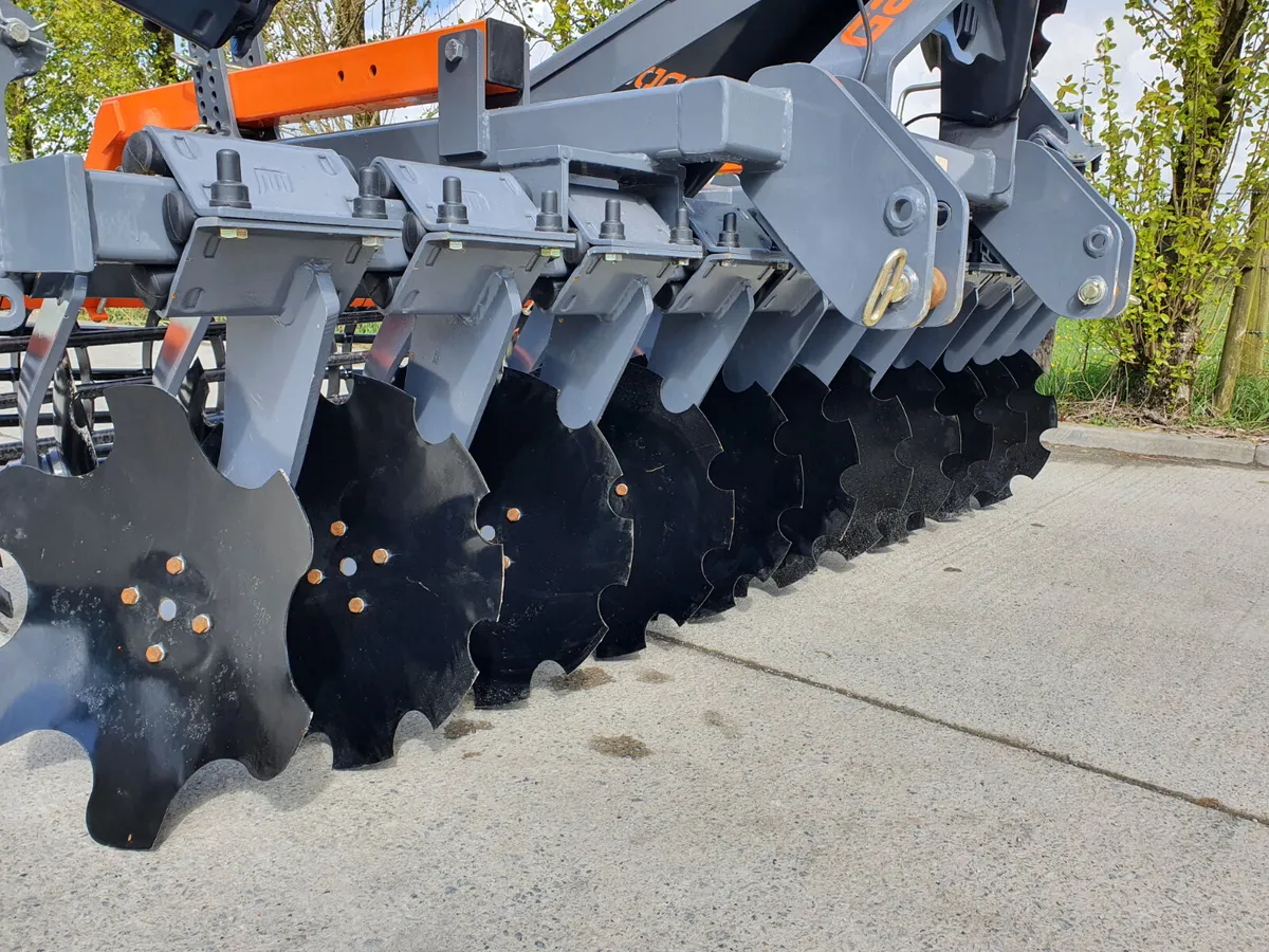 New 3m Mandam Disc Harrow - Image 2